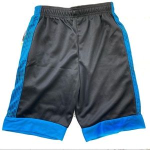 NWT men’s athletic basketball shorts 2XL